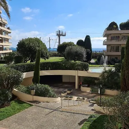 Licorne G14 * Cannes